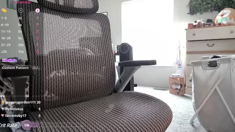 Snapshot of littlebelly chatting on January 7, 2025, 6:14 pm littlebelly online show from January 7, 2025, 6:14 pm