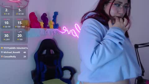 Snapshot of littlee_red chatting on October 20, 2025, 12:44 am Angel online show from October 20, 2025, 12:44 am