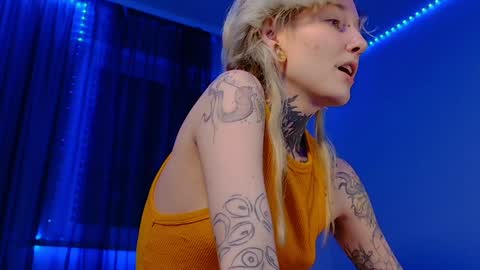 Snapshot of littlespacemouse chatting on December 15, 2024, 12:38 pm Niki  free tg channel with some photos gifs and info about streams  online show from December 15, 2024, 12:38 pm