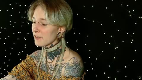 Snapshot of littlespacemouse chatting on December 19, 2024, 8:44 pm Niki  free tg channel with some photos gifs and info about streams  online show from December 19, 2024, 8:44 pm