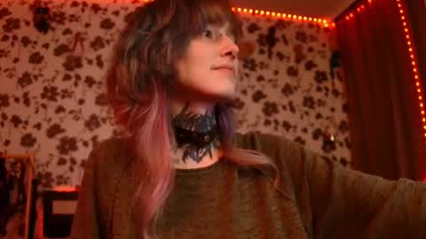 Snapshot of littlespacemouse chatting on September 12, 2025, 10:21 pm Niki  free tg channel with some photos gifs and info about streams  online show from September 12, 2025, 10:21 pm