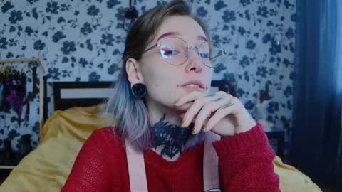 Snapshot of littlespacemouse chatting on October 1, 2025, 6:41 am Niki  free tg channel with some photos gifs and info about streams  online show from October 1, 2025, 6:41 am