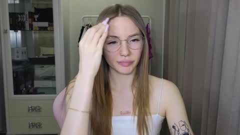 Snapshot of littlevildevil chatting on January 23, 2025, 11:26 am Eliana online show from January 23, 2025, 11:26 am