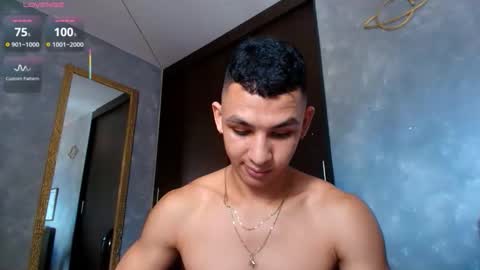 Snapshot of liuscast_22 chatting on October 5, 2025, 3:43 pm Luis Castro online show from October 5, 2025, 3:43 pm