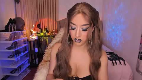 Snapshot of livecumayumi chatting on October 28, 2025, 10:19 am Goddess Ayumi online show from October 28, 2025, 10:19 am