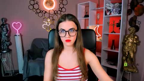 Snapshot of lixy_bloom chatting on October 18, 2025, 12:28 pm lixy_bloom online show from October 18, 2025, 12:28 pm