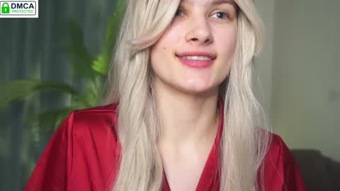 Snapshot of lizbethcoll chatting on January 11, 2025, 4:46 pm Sunnheart online show from January 11, 2025, 4:46 pm