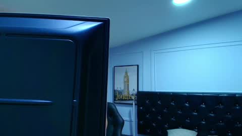 Snapshot of lizz_tender chatting on January 8, 2025, 11:21 am Lizz online show from January 8, 2025, 11:21 am