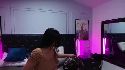 Snapshot of lizz_tender chatting on February 12, 2025, 11:29 am Lizz online show from February 12, 2025, 11:29 am