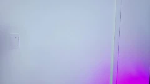 Snapshot of lizz_tender chatting on March 6, 2025, 12:09 pm Lizz online show from March 6, 2025, 12:09 pm