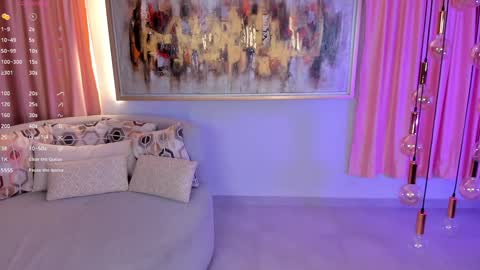 Snapshot of lizzhamilton_ chatting on December 30, 2024, 1:48 am Lizzi online show from December 30, 2024, 1:48 am