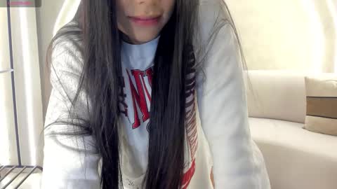 Snapshot of lizzhamilton_ chatting on September 13, 2025, 7:35 pm Lizzi online show from September 13, 2025, 7:35 pm