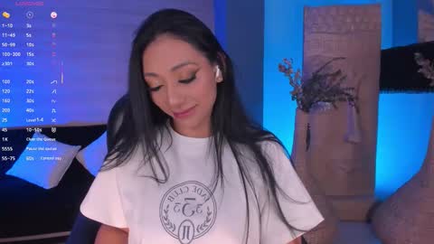 Snapshot of lizzhamilton_ chatting on September 24, 2025, 10:02 pm Lizzi online show from September 24, 2025, 10:02 pm