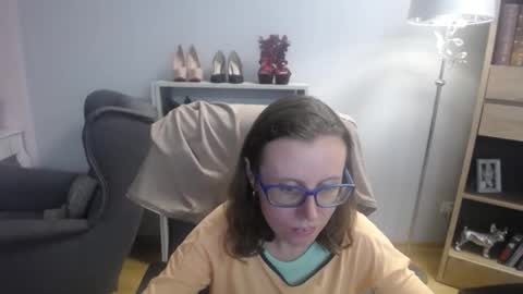 Snapshot of lizzy_sparkle chatting on September 23, 2025, 4:59 am Lizzy online show from September 23, 2025, 4:59 am