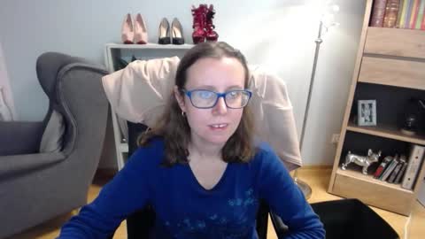 Snapshot of lizzy_sparkle chatting on October 16, 2025, 4:24 am Lizzy online show from October 16, 2025, 4:24 am