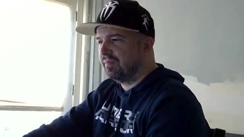 Snapshot of lj345689 chatting on December 9, 2024, 5:52 pm lj345689 online show from December 9, 2024, 5:52 pm