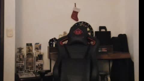 Snapshot of logannick chatting on January 30, 2025, 8:54 am Logan online show from January 30, 2025, 8:54 am