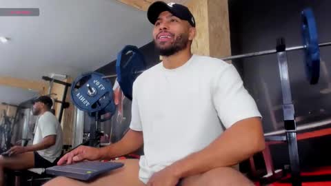 Snapshot of logansimmons chatting on September 15, 2025, 2:33 am U can call me Logan online show from September 15, 2025, 2:33 am