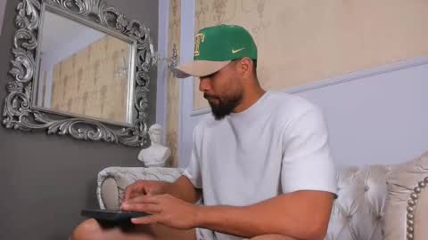 Snapshot of logansimmons chatting on October 8, 2025, 3:48 am U can call me Logan online show from October 8, 2025, 3:48 am