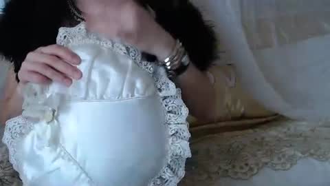 Snapshot of lokagold chatting on March 11, 2025, 7:15 am Lilu online show from March 11, 2025, 7:15 am