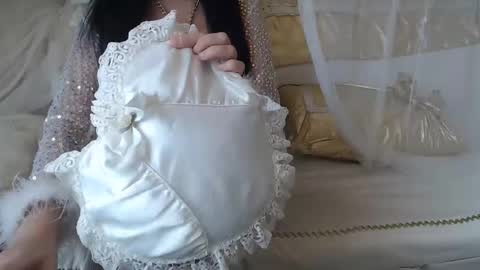 Snapshot of lokagold chatting on October 13, 2025, 6:13 am Lilu online show from October 13, 2025, 6:13 am