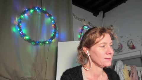 Snapshot of lola_belgium chatting on January 14, 2025, 5:34 pm lola_belgium online show from January 14, 2025, 5:34 pm