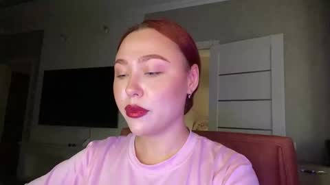Snapshot of lolamint_ chatting on September 16, 2025, 1:12 pm Lola online show from September 16, 2025, 1:12 pm