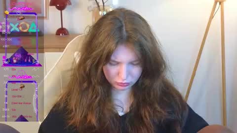 Snapshot of lolly_pump chatting on October 1, 2025, 12:33 pm Mona online show from October 1, 2025, 12:33 pm