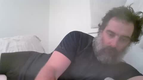 Snapshot of loml44 chatting on October 17, 2025, 4:15 am THE SEXIEST MAN ALIVE online show from October 17, 2025, 4:15 am