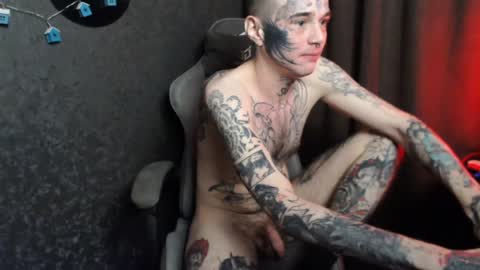 Snapshot of lone1ycrystal chatting on January 23, 2025, 3:22 pm Chris online show from January 23, 2025, 3:22 pm