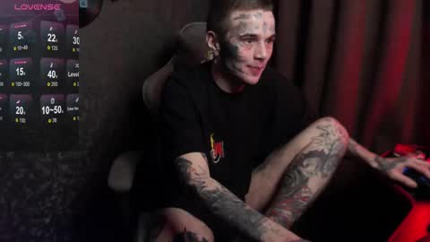 Snapshot of lone1ycrystal chatting on February 12, 2025, 4:00 pm Chris online show from February 12, 2025, 4:00 pm