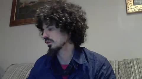 Snapshot of longnight5 chatting on January 12, 2025, 6:05 pm Alejandro Rulitos Twitter longnight55 Intagram 5longnight5 online show from January 12, 2025, 6:05 pm