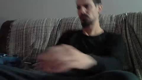 Snapshot of longnight5 chatting on January 25, 2025, 4:35 pm Alejandro Rulitos Twitter longnight55 Intagram 5longnight5 online show from January 25, 2025, 4:35 pm