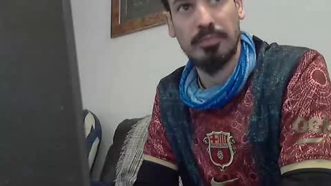 Snapshot of longnight5 chatting on February 9, 2025, 7:27 am Alejandro Rulitos Twitter longnight55 Intagram 5longnight5 online show from February 9, 2025, 7:27 am