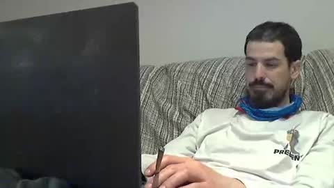 Snapshot of longnight5 chatting on February 12, 2025, 10:15 pm Alejandro Rulitos Twitter longnight55 Intagram 5longnight5 online show from February 12, 2025, 10:15 pm