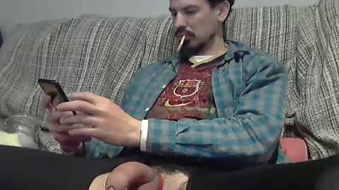 Snapshot of longnight5 chatting on March 9, 2025, 8:52 pm Alejandro Rulitos Twitter longnight55 Intagram 5longnight5 online show from March 9, 2025, 8:52 pm