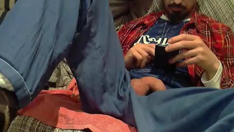 Snapshot of longnight5 chatting on March 10, 2025, 8:45 pm Alejandro Rulitos Twitter longnight55 Intagram 5longnight5 online show from March 10, 2025, 8:45 pm