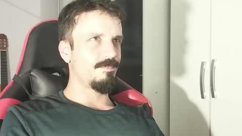 Snapshot of lookaz4010 chatting on January 2, 2025, 9:50 pm Lucas online show from January 2, 2025, 9:50 pm