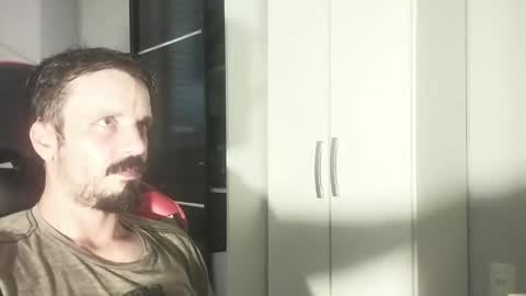 Snapshot of lookaz4010 chatting on February 10, 2025, 8:21 pm Lucas online show from February 10, 2025, 8:21 pm