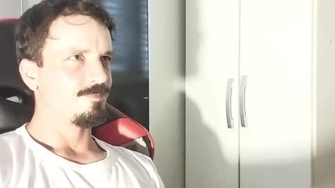 Snapshot of lookaz4010 chatting on February 21, 2025, 2:16 pm Lucas online show from February 21, 2025, 2:16 pm