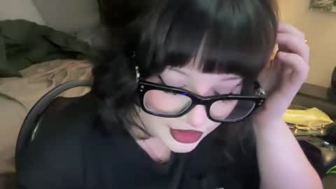 Lottiepoppie online show from December 20, 2024, 3:25 am