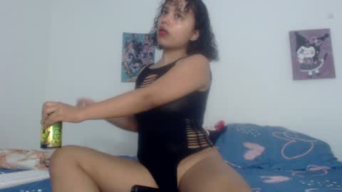 Snapshot of lou_cuteee chatting on January 16, 2025, 12:34 am lou_cuteee online show from January 16, 2025, 12:34 am