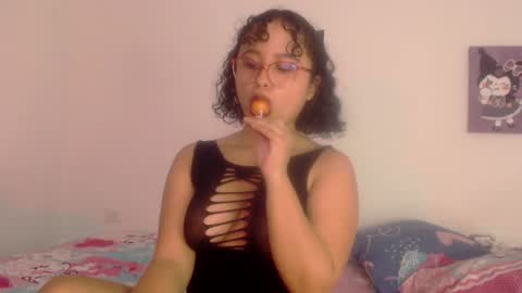 Snapshot of lou_cuteee chatting on February 7, 2025, 3:12 am lou_cuteee online show from February 7, 2025, 3:12 am