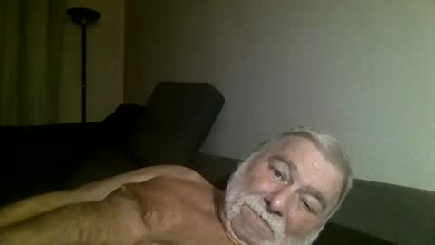 Snapshot of louis_chokdee chatting on December 15, 2024, 7:21 pm louis_chokdee online show from December 15, 2024, 7:21 pm