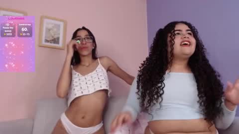 Snapshot of lourdes_moon22 chatting on September 30, 2025, 2:22 pm lourdes_moon22 online show from September 30, 2025, 2:22 pm