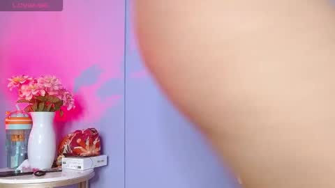 Snapshot of lourdes_moon22 chatting on October 16, 2025, 1:45 pm lourdes_moon22 online show from October 16, 2025, 1:45 pm