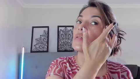 Snapshot of lourreinstounn chatting on September 25, 2025, 6:33 pm Lourrein Stoun Independiente online show from September 25, 2025, 6:33 pm