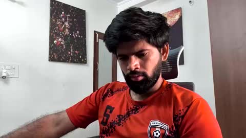 Snapshot of lovehairyindian chatting on September 28, 2025, 9:36 am Indian hairy online show from September 28, 2025, 9:36 am