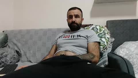 Snapshot of loveivat80 chatting on December 7, 2024, 6:15 pm loveivat80 online show from December 7, 2024, 6:15 pm