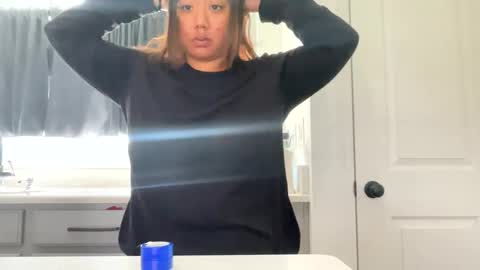 Love online show from December 2, 2024, 5:15 pm